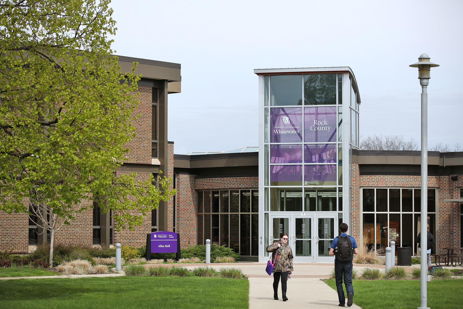 UWW at Rock County announces fall term scholarships